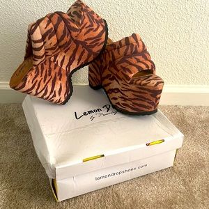 Manolya platform sandals